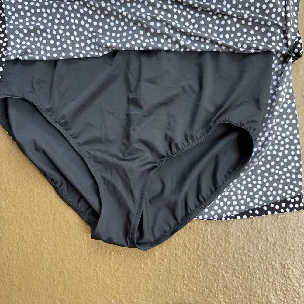 Trimshaper Swimsuit Dress Tracey Sz 24W One Piece Black White Dots Funfetti NWT - Picture 12 of 16